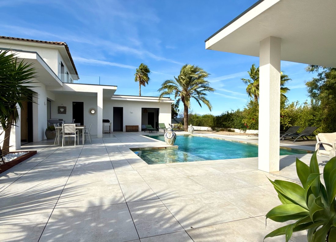 Villa in Frejus, Provence-Alpes-Côte d'Azur, France 2 - 19167558