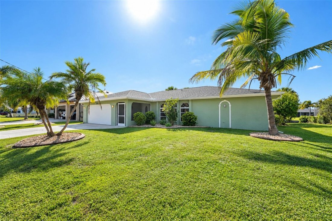 Casa a Port Charlotte, Florida, Stati Uniti 1 - 19167497
