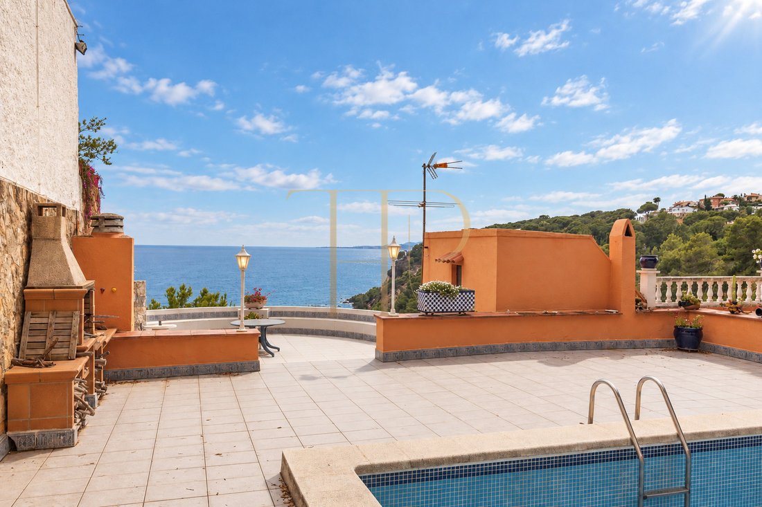Villa in Lloret de Mar, Catalonia, Spain 2 - 19168071