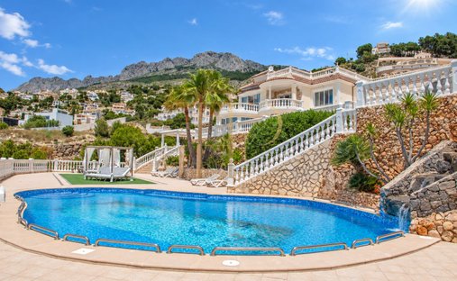 Villa in Zona de Mascarat, Land Valencia, Spanien 1