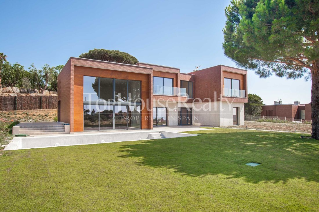 Villa in Sant Andreu de Llavaneres, Catalonia, Spain 2 - 19168168