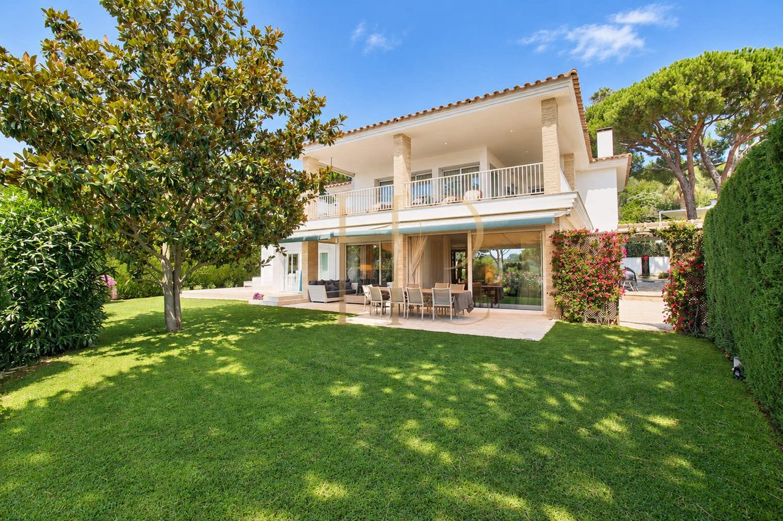 Villa in s'Agaro, Platja d'Aro, Catalonia 1 - 19168127