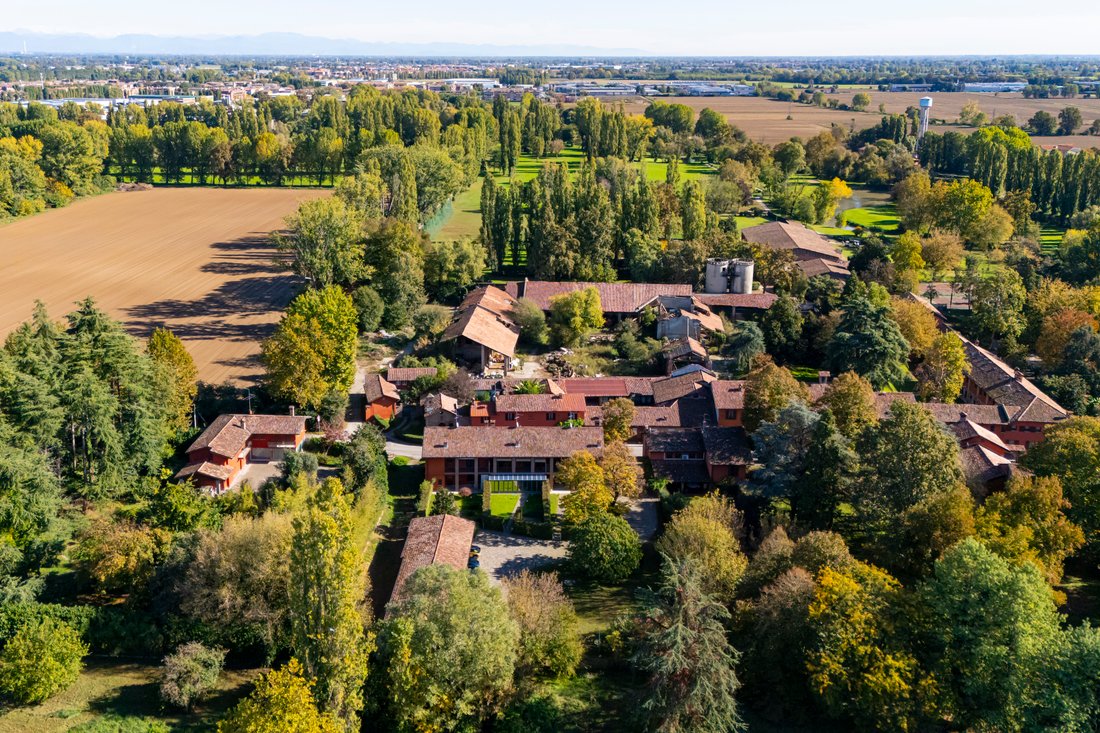 Villa in Tribiano, Lombardy, Italy 1 - 19093504