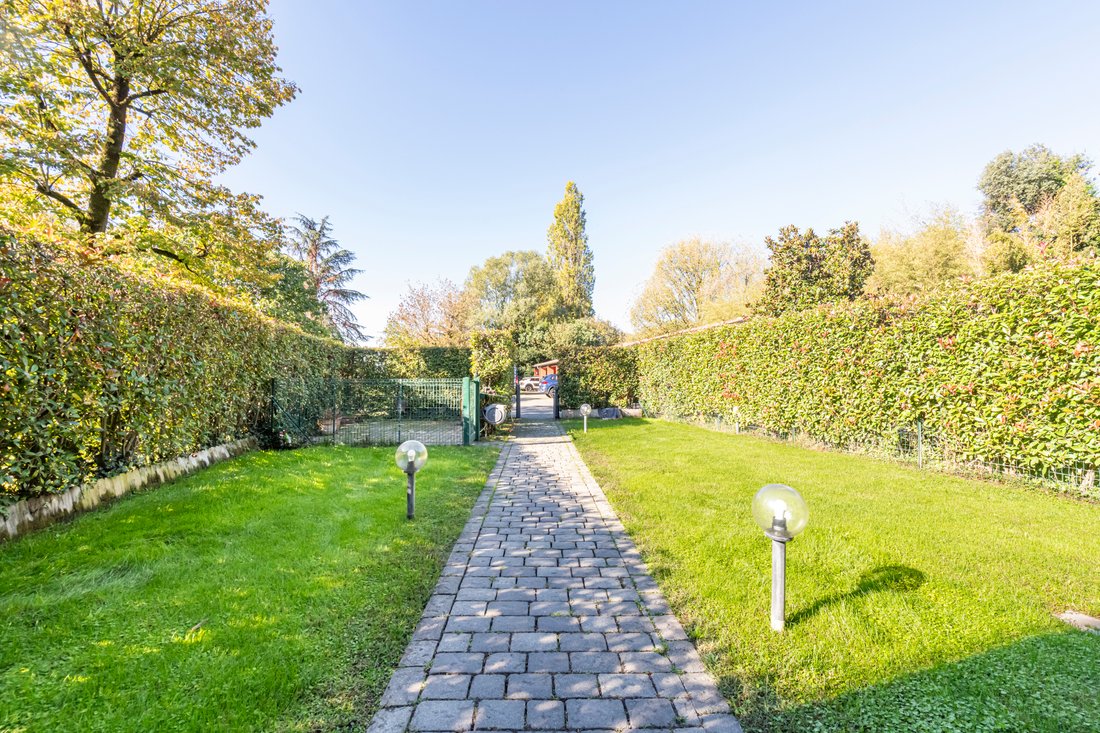 Villa in Tribiano, Lombardy, Italy 4 - 19093504