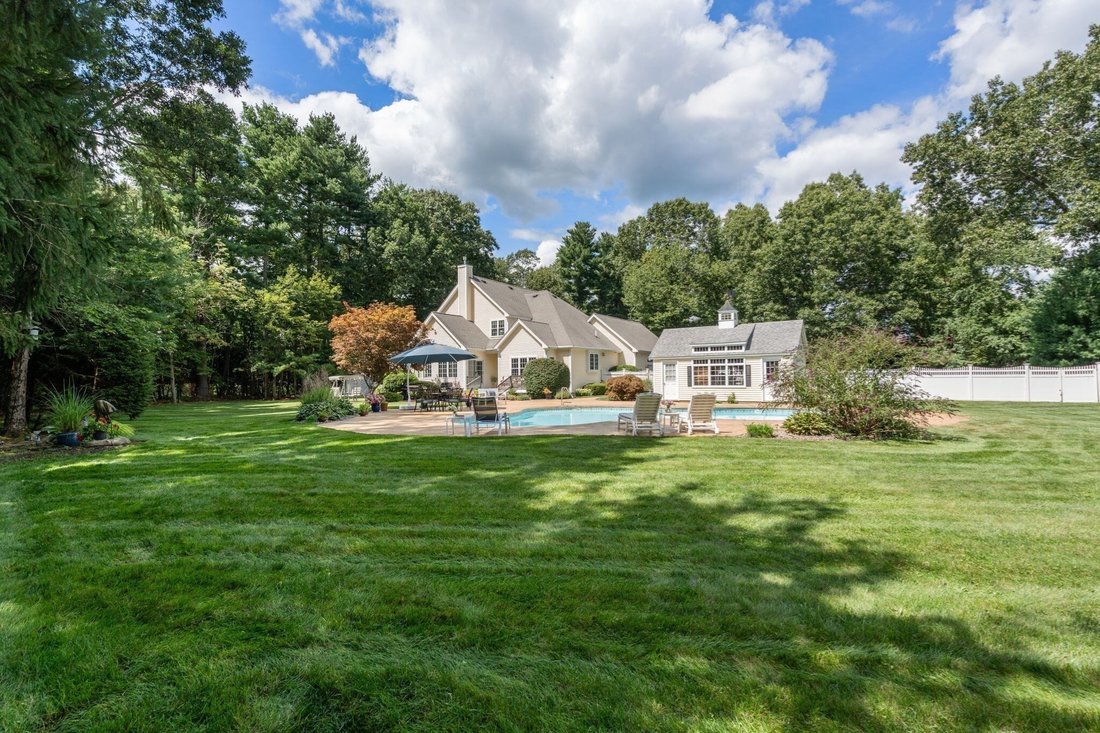 House in Franklin, Massachusetts, United States 5 - 19168547