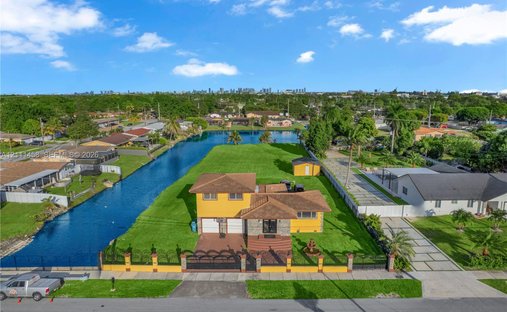House in Miami Gardens, Florida, United States 1