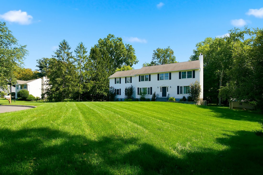 House in Tinton Falls, New Jersey, United States 2 - 19168612