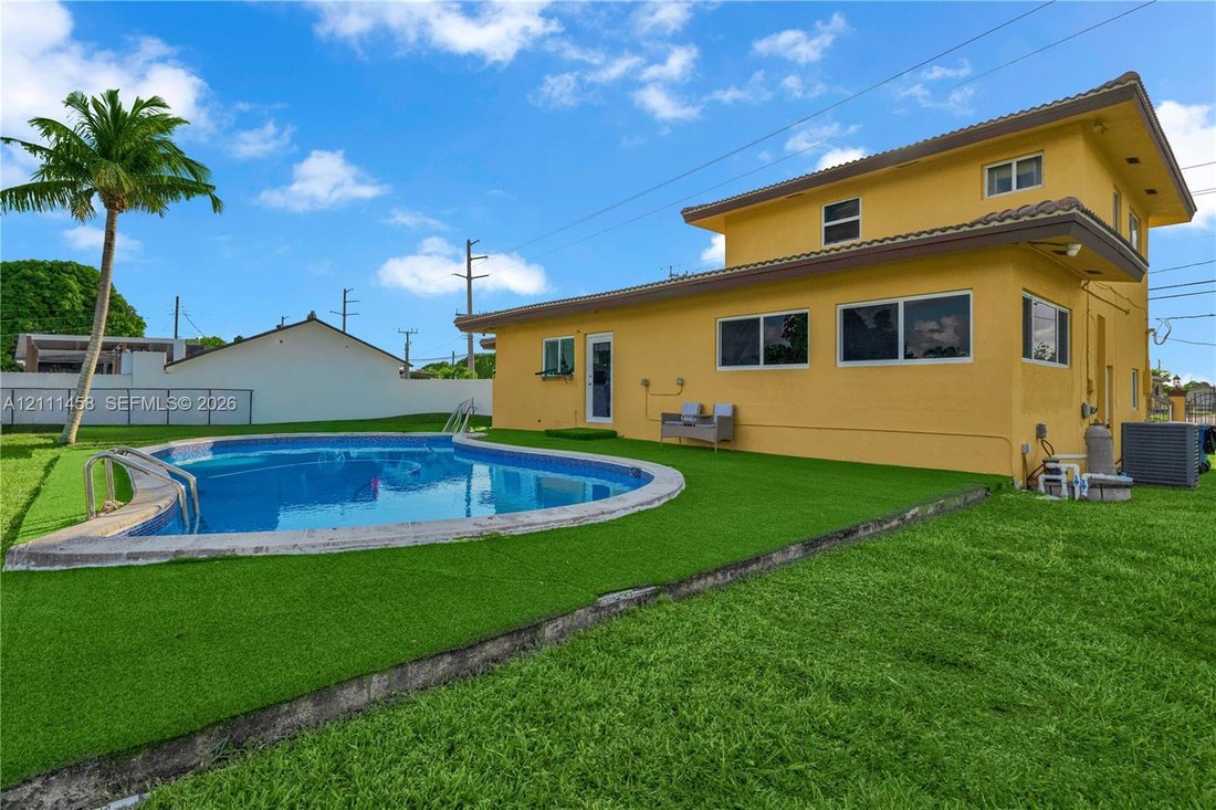 Casa en Miami Gardens, Florida, Estados Unidos 4 - 19168406