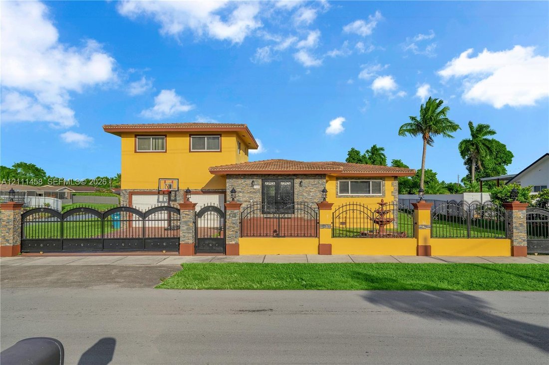 Casa en Miami Gardens, Florida, Estados Unidos 2 - 19168406