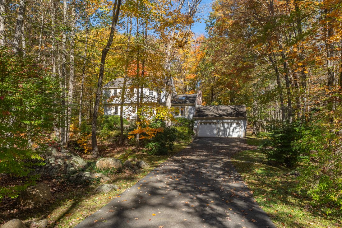 House in Guilford, Connecticut, United States 2 - 19168535