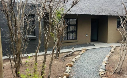 Villa in Hoedspruit, Limpopo, South Africa 1