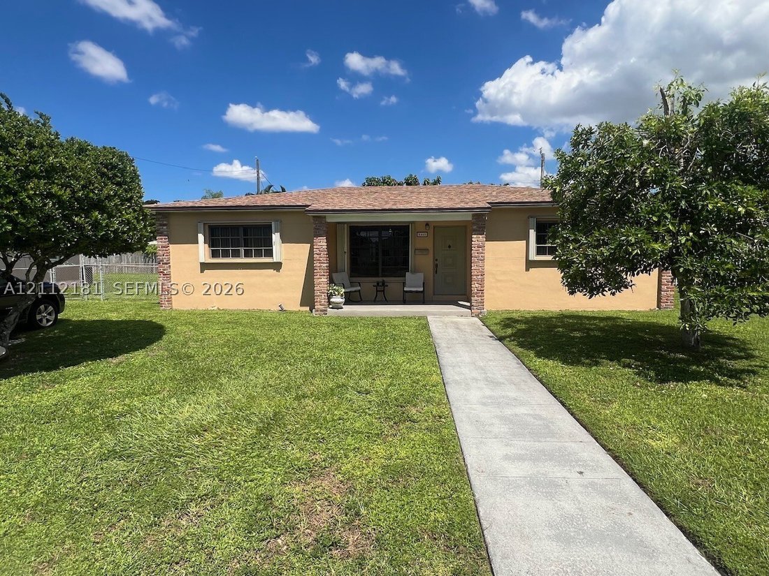 House in Miami, Florida, United States 1 - 19175572