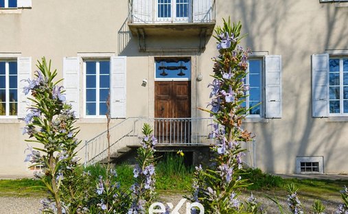 Casa a Santa Elena del Lago, Auvergne-Rodano-Alpi, Francia 1