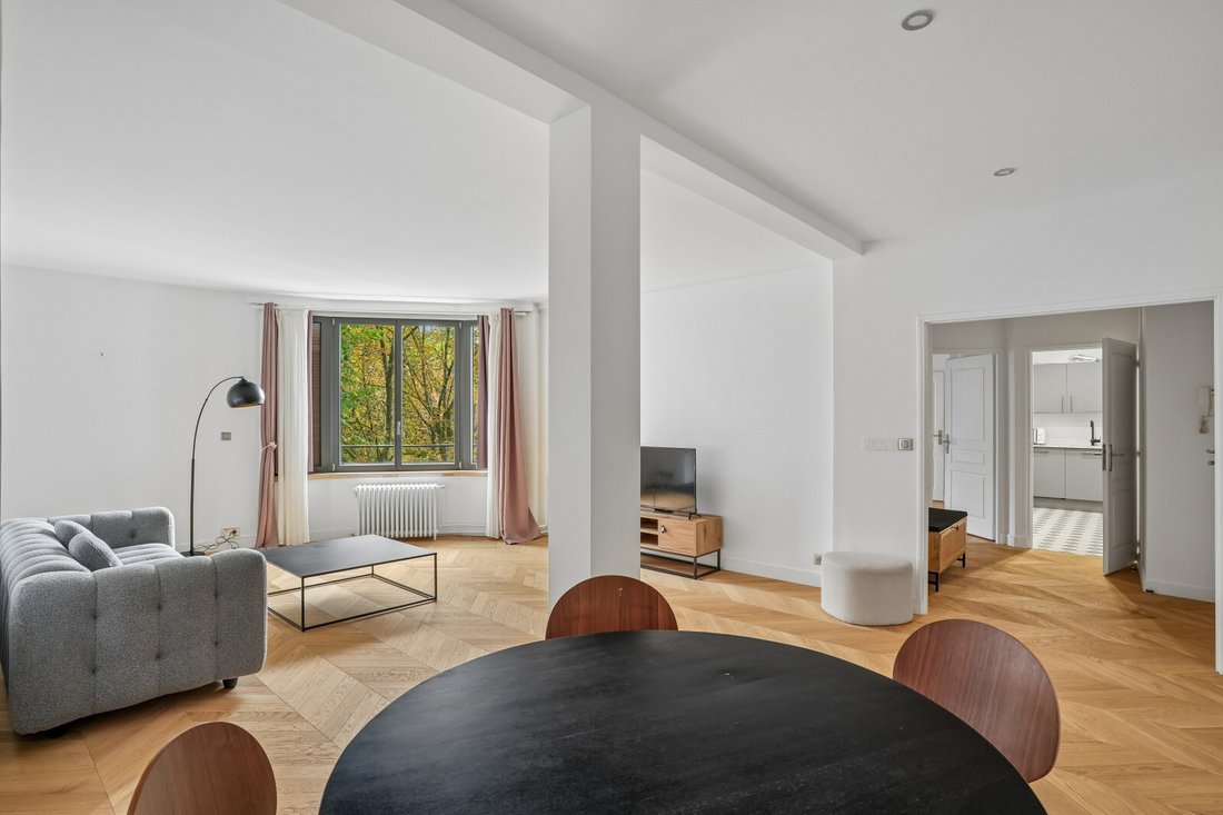 Apartment in Saint Philippe du Roule, Paris 8e Arrondissement, Paris 1 - 19169245