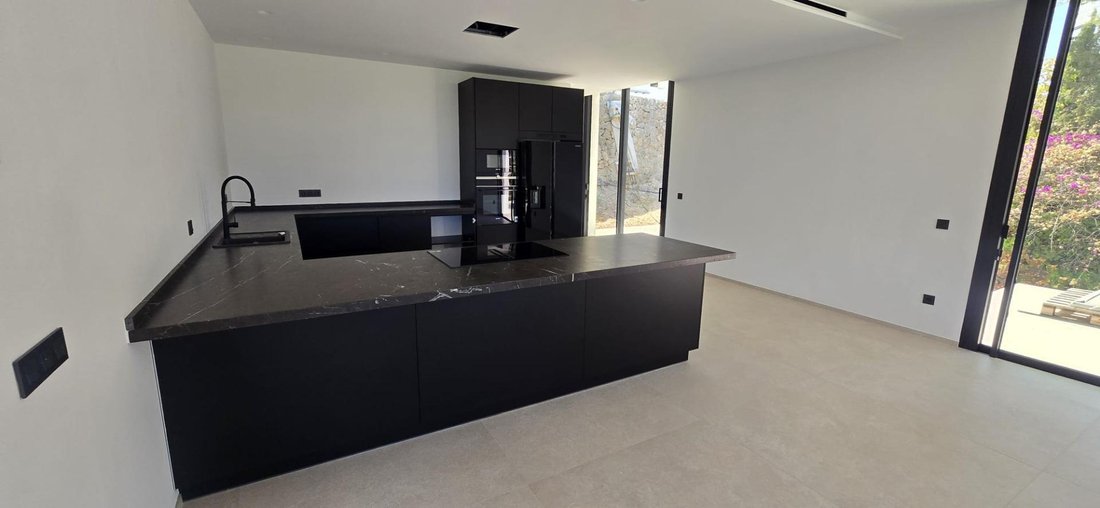 Villa in Santa Ponsa, Balearic Islands, Spain 5 - 17991388