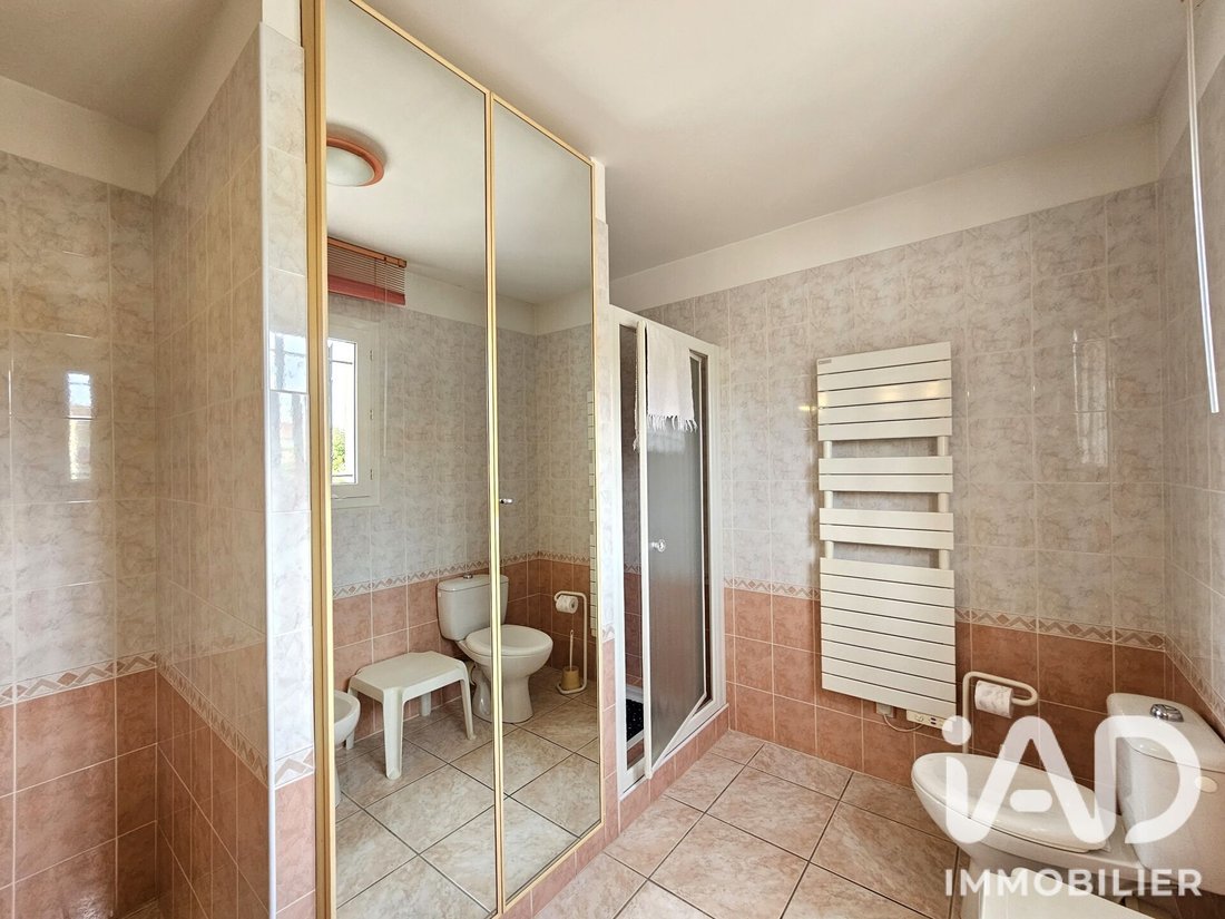 House in Saint-Cyr-sur-Mer, Provence-Alpes-Côte d'Azur, France 4 - 19176301
