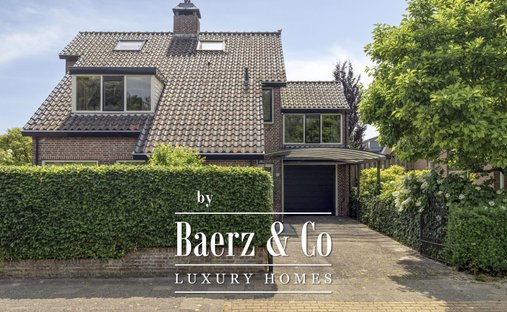 Villa in Bergschenhoek, Südholland, Niederlande 1