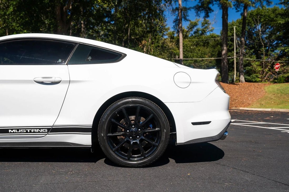 Coupe in Marietta, GA, United States 5 - 19178577