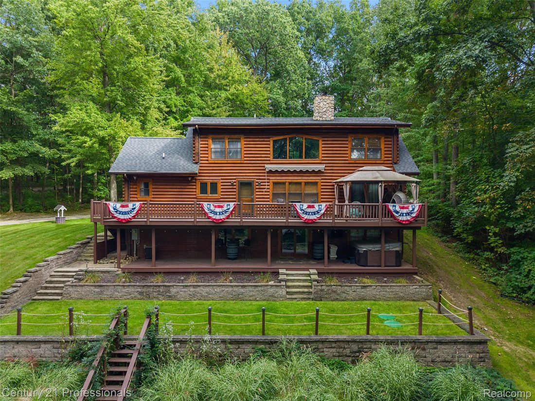 House in SPRINGFLD Township, Michigan, United States 3 - 19176092