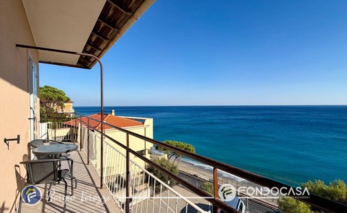 Appartement à Borgio Verezzi, Ligurie, Italie 1