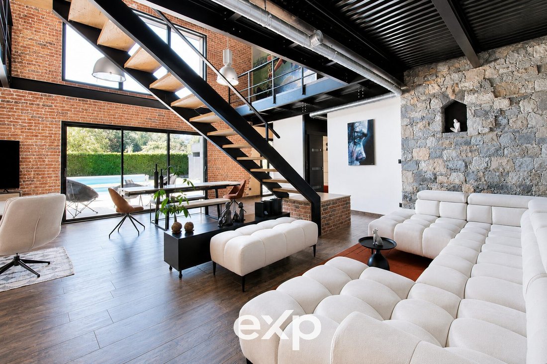 Villa in La Buissière, Auvergne-Rhone-Alpen, Frankreich 1 - 18836341