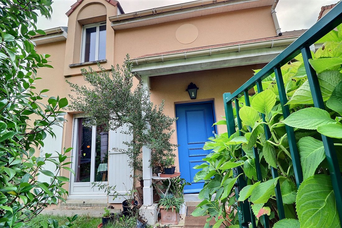 House in Mareil-Marly, Ile-de-France, France 2 - 19175109