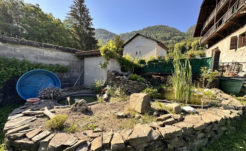 Haus in Vougy, Auvergne-Rhone-Alpen, Frankreich 1