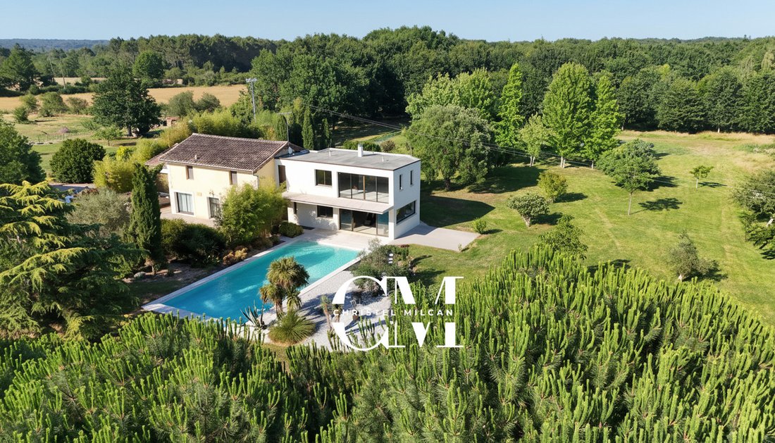 Villa in Saint-Martial-d'Artenset, Nouvelle-Aquitaine, France 2 - 19178470