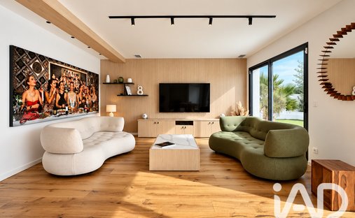 House in La Crau, Provence-Alpes-Côte d'Azur, France 1