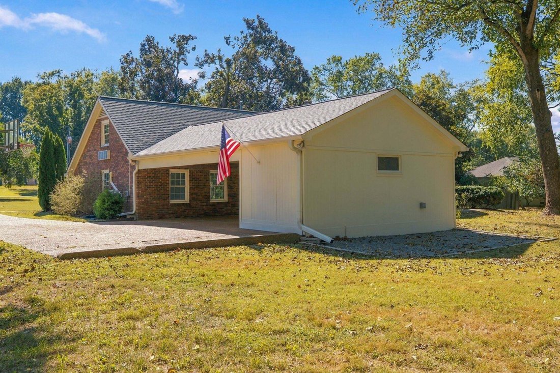 House in Nashville, Tennessee, United States 4 - 18277360