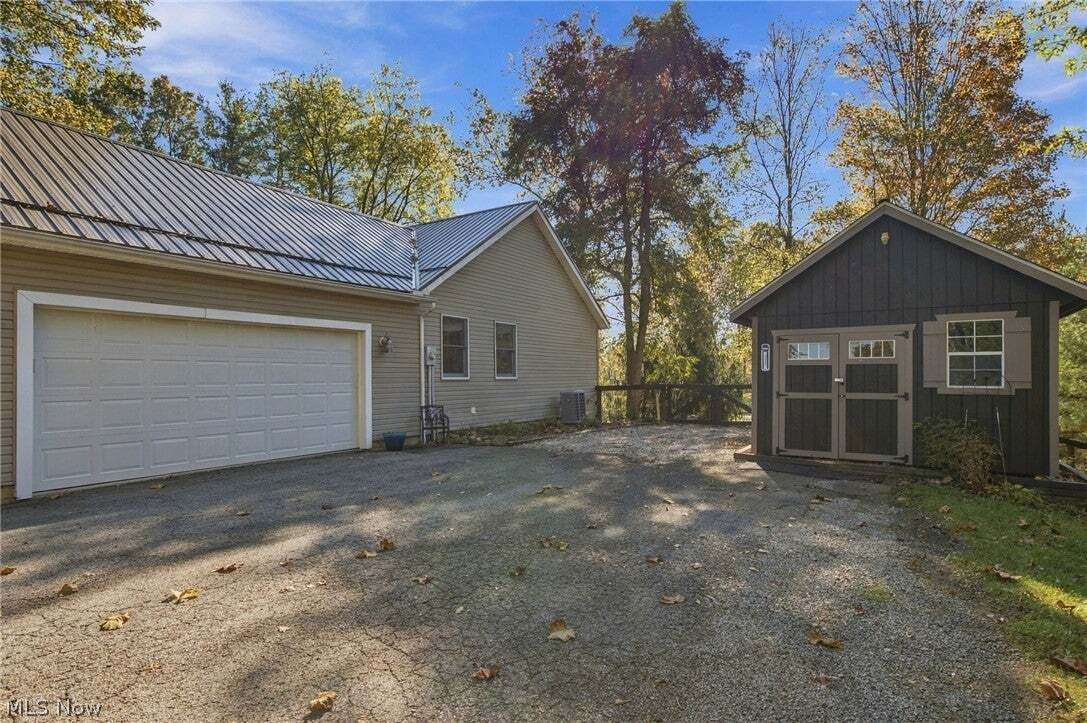 Casa a West Farmington, Ohio, Stati Uniti 4 - 19172394