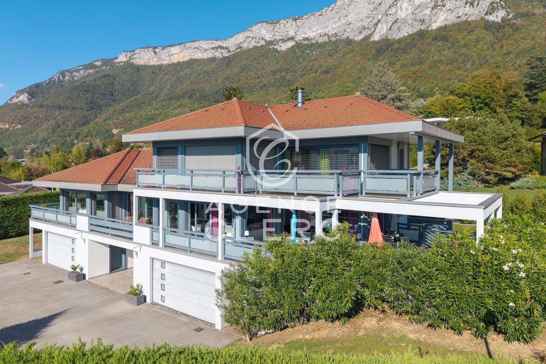 Villa a Veyrier-du-Lac, Auvergne-Rodano-Alpi, Francia 2 - 19179929
