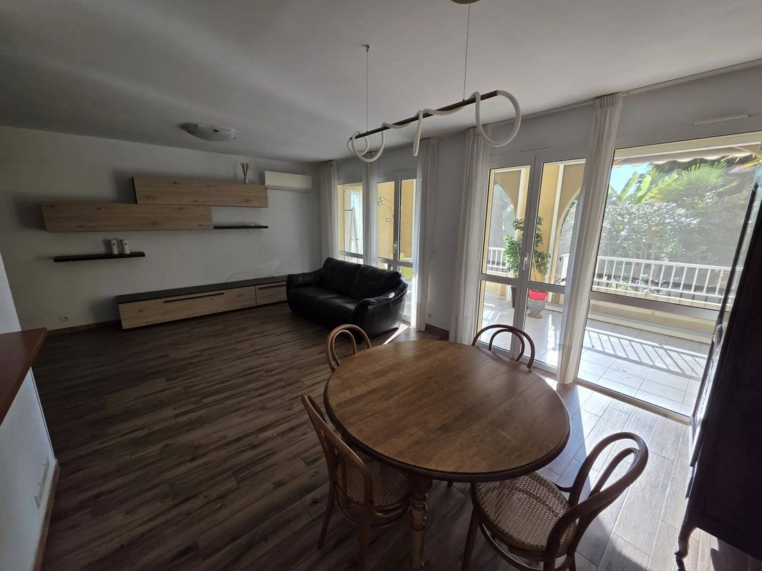 Appartement à Menton, Provence-Alpes-Côte d'Azur, France 4 - 18251601