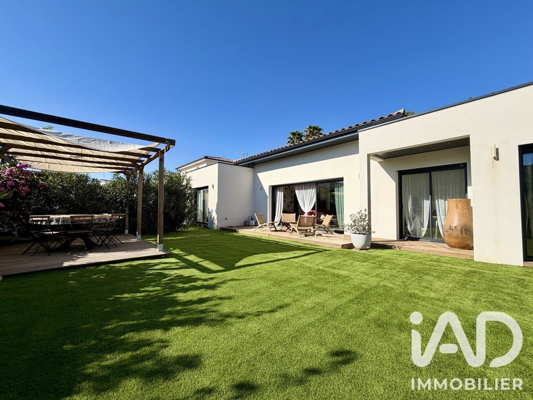 House in Vias, Occitania, France 1 - 19176335