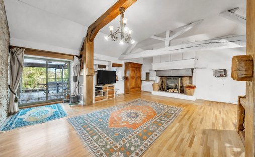 Maison à Mercurey, Bourgogne-Franche-Comté, France 1