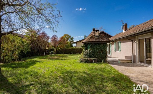 Maison à Cessy, Auvergne-Rhône-Alpes, France 1