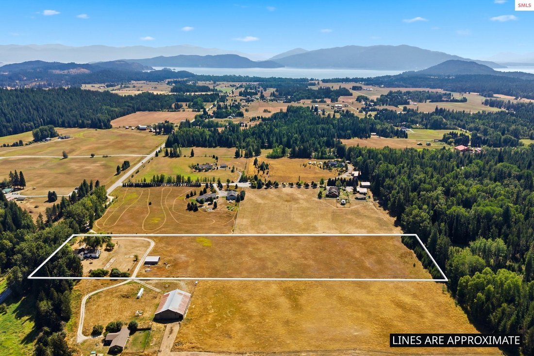House in Sandpoint, Idaho, United States 2 - 18639518