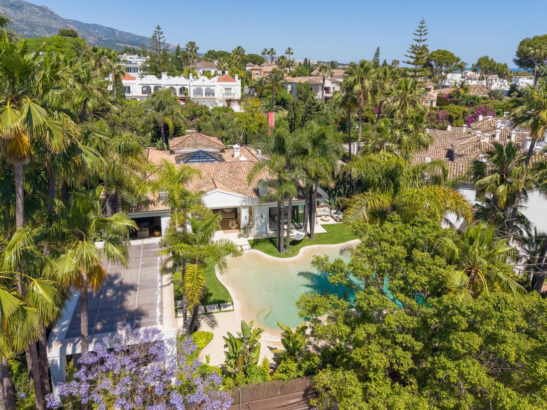 Villa in Marbella, Andalusia, Spain 1 - 19175336