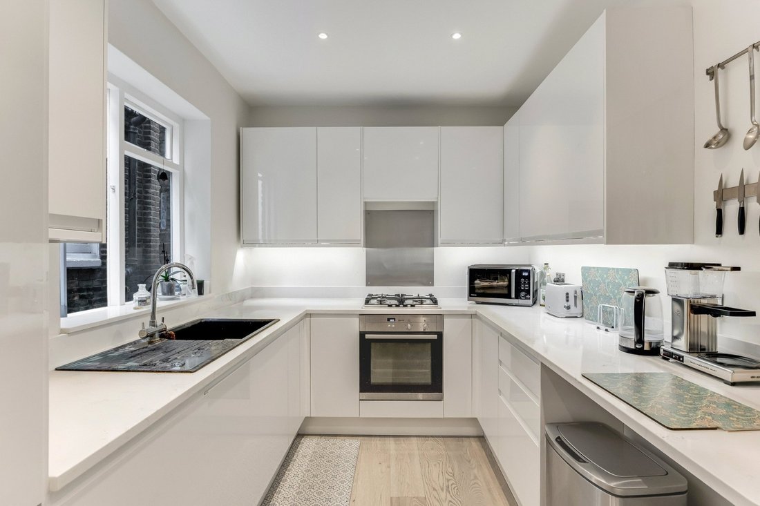 Apartment in Primrose Hill, Camden, England 3 - 19178037