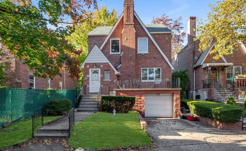 House in New York, New York, United States 1