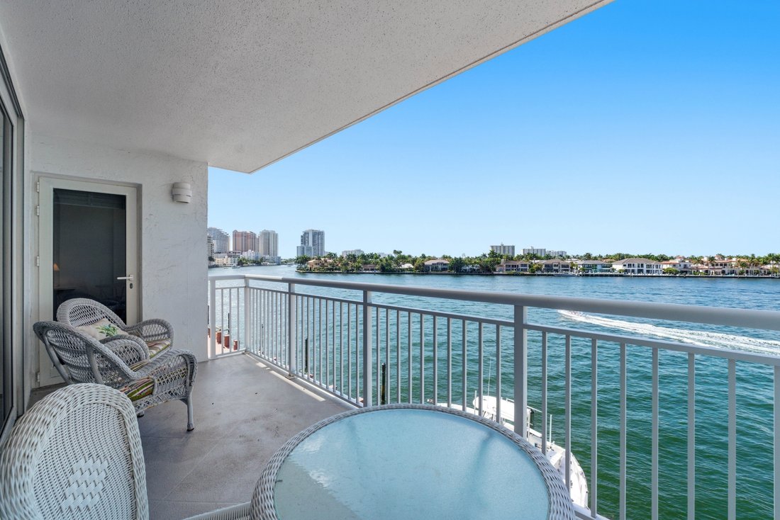 Condo in Fort Lauderdale, Florida, United States 4 - 19176197