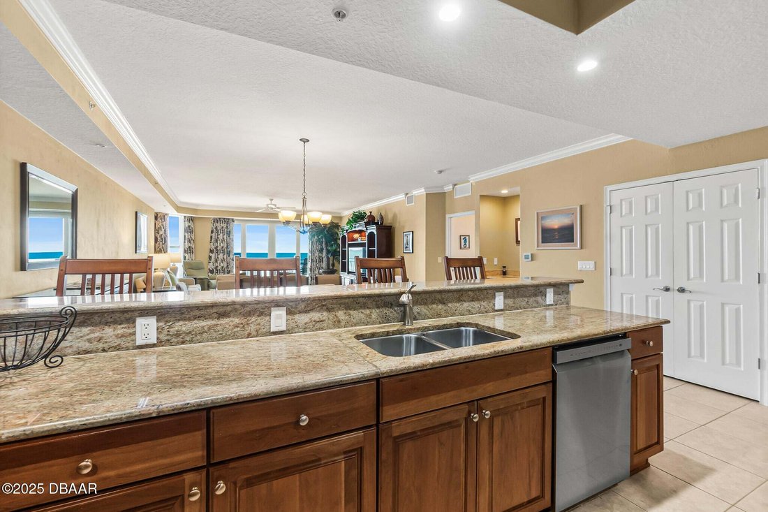 Condo in Daytona Beach, Florida, United States 3 - 19169042