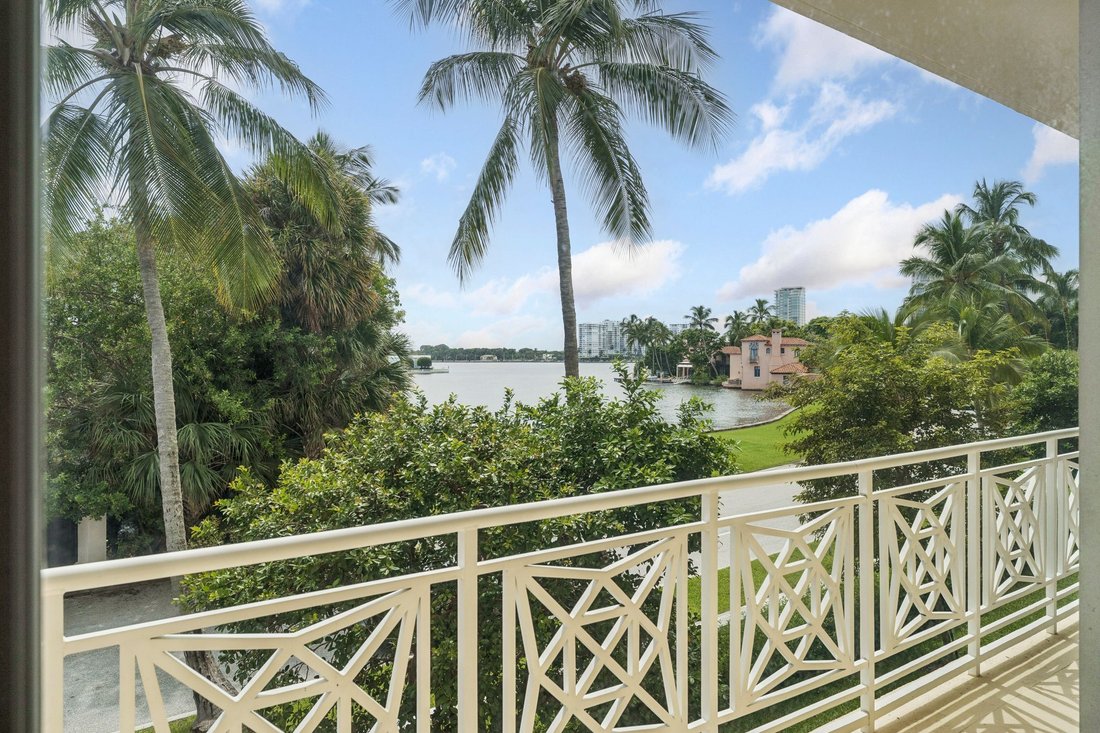 Co Op in Palm Beach, Florida, United States 4 - 19176180