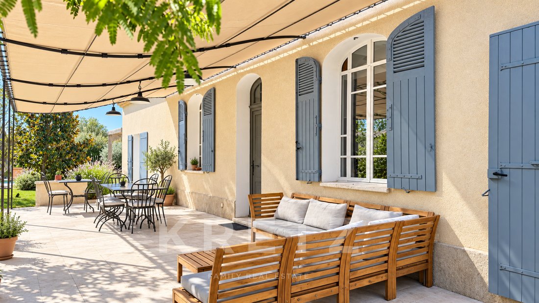 House in Saint-Rémy-de-Provence, Provence-Alpes-Côte d'Azur, France 3 - 18512755