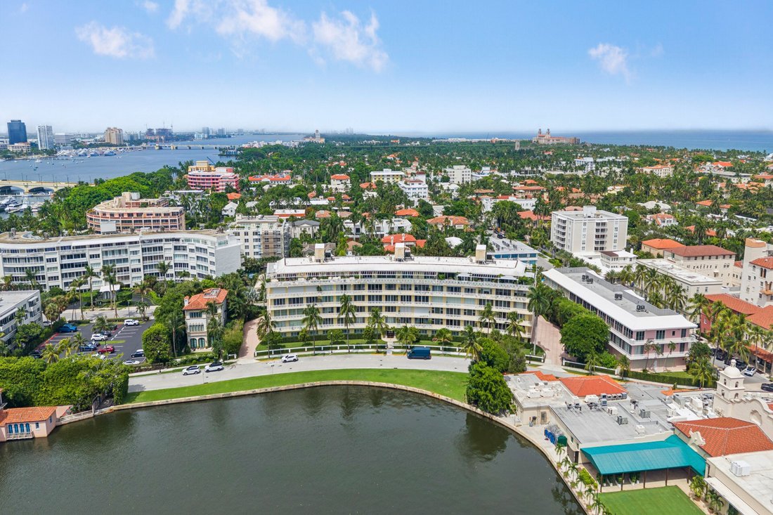 Co Op in Palm Beach, Florida, United States 3 - 19176180