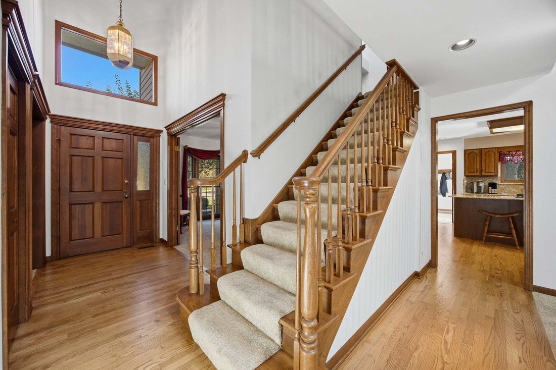 House in Carol Stream, Illinois, United States 3 - 19169562