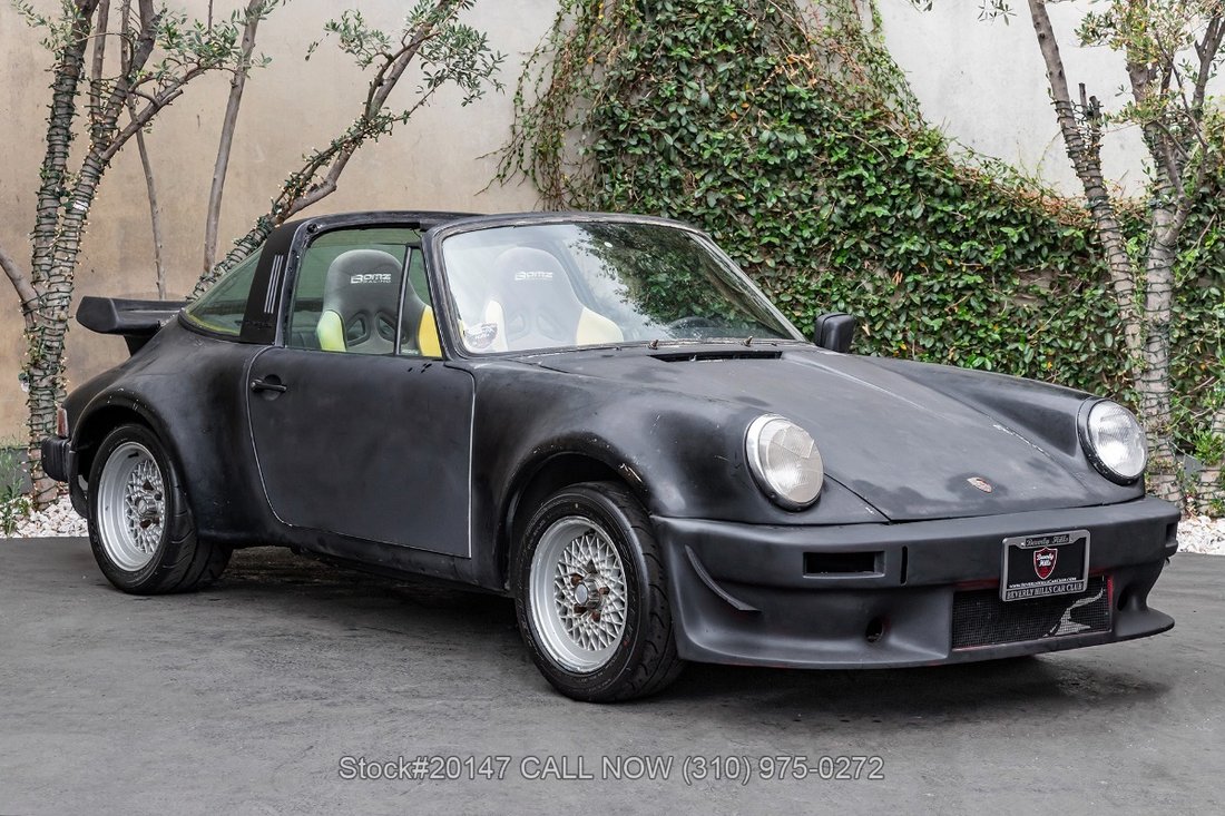 Porsche 911 in Los Angeles, CA 1 - 19173308