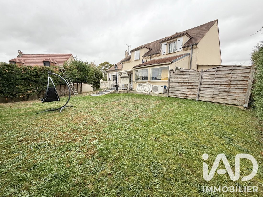 House in Saint-Mesmes, Ile-de-France, France 3 - 19176339