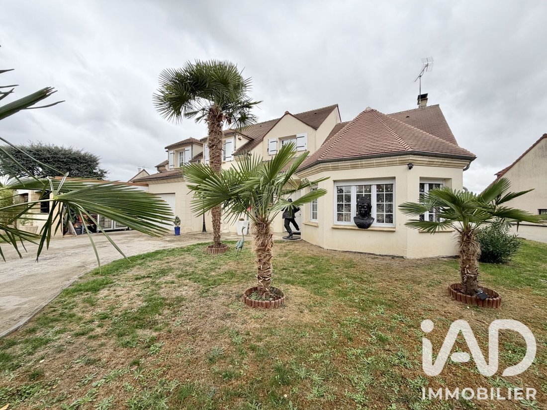 House in Saint-Mesmes, Ile-de-France, France 1 - 19176339