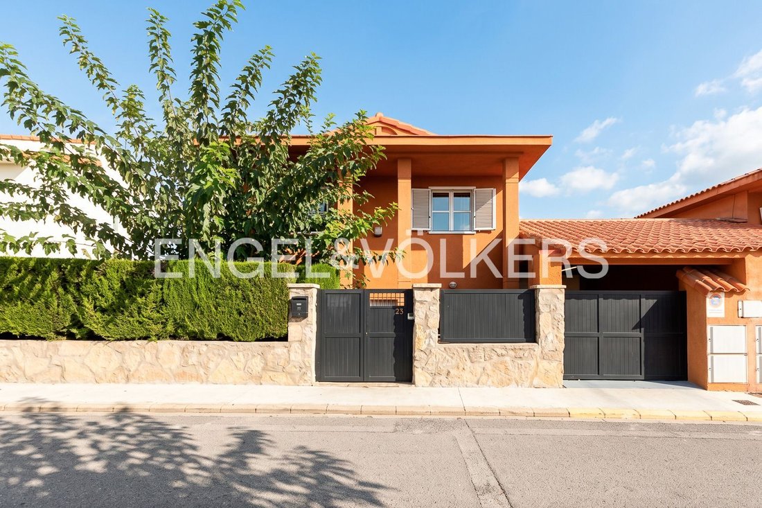 Casa a Riba-roja de Túria, Comunità Valenzana, Spagna 1 - 19173429